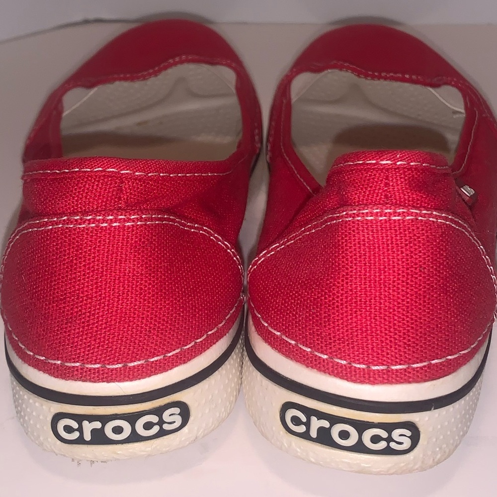 Crocs: Women’s Slip-On/Flats Size 9 - Picture 4 of 6